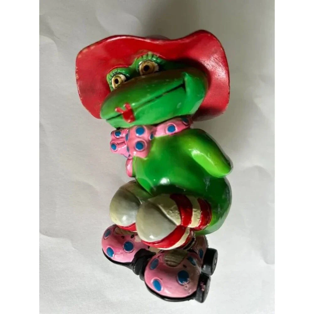 1983 Small World Frog Bank quirky kitsch